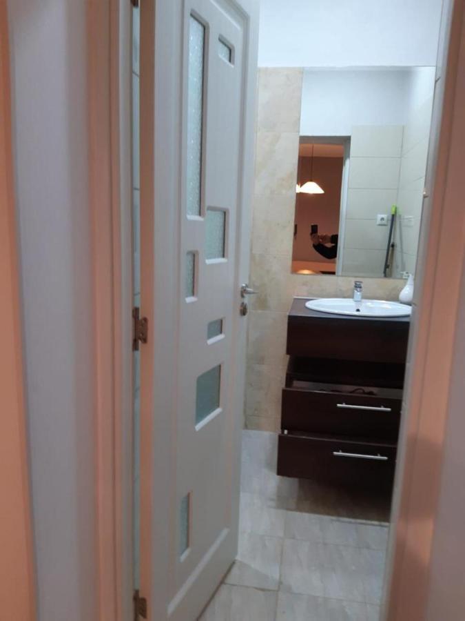 Modern Apartament Central Old Town Брашов Екстериор снимка